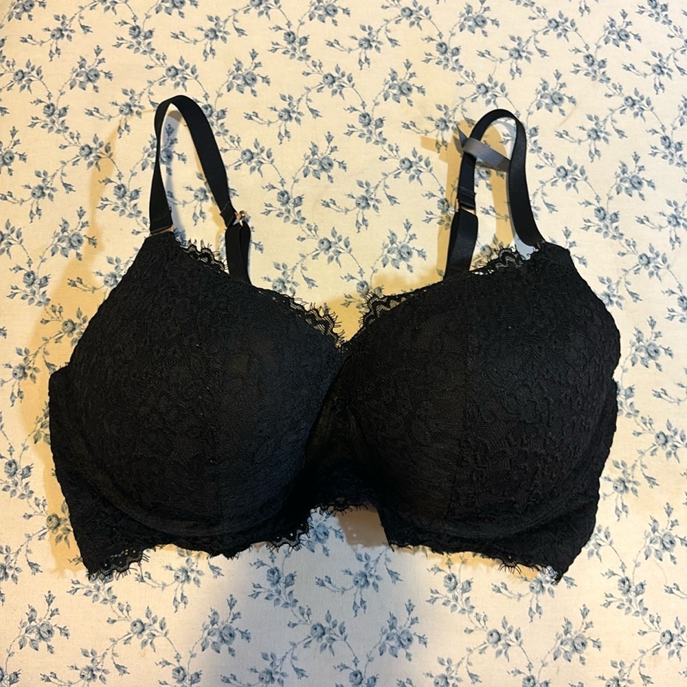 Aerie lace Black plunge sz 36DD